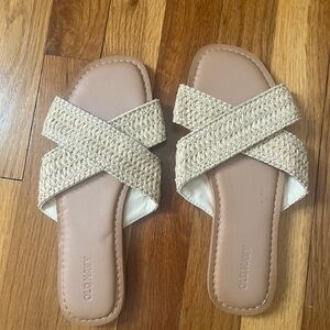 Old Navy Women's Woven Beige Sandals